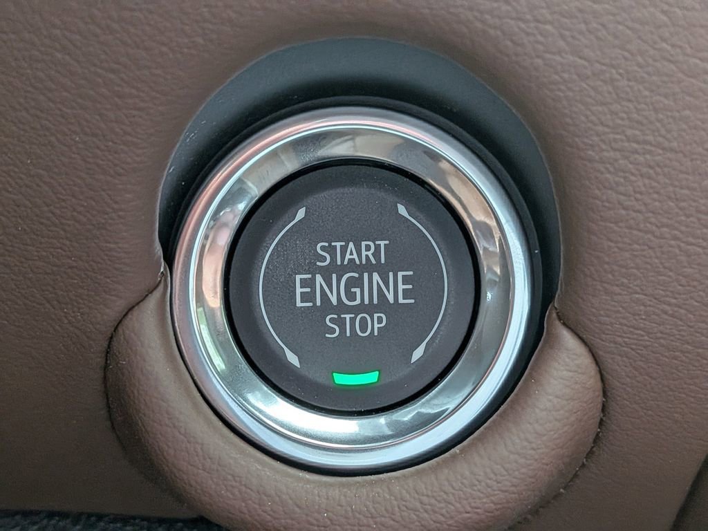 New 2026 Chevrolet Suburban High Country image 32