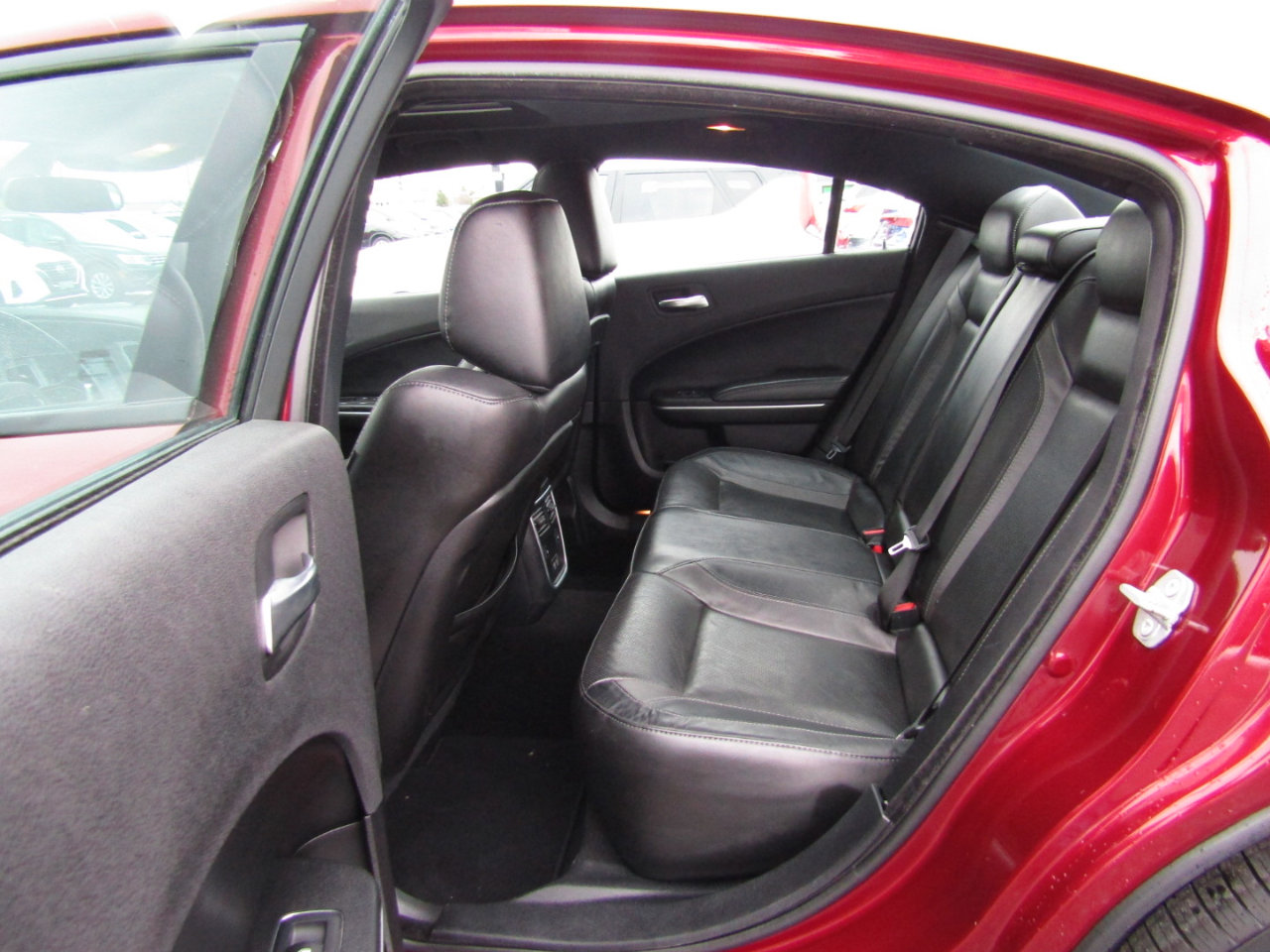 Used 2020 Dodge Charger SXT w/ Leather Interior Group image 21