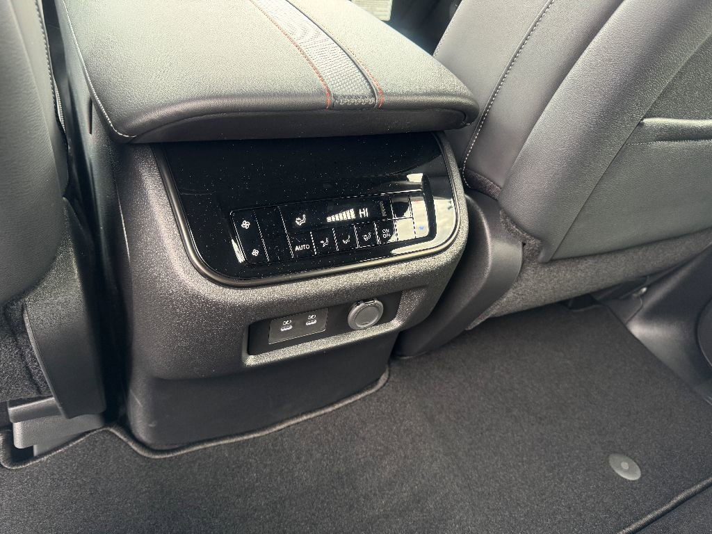 New 2025 Nissan Armada PRO-4X image 12