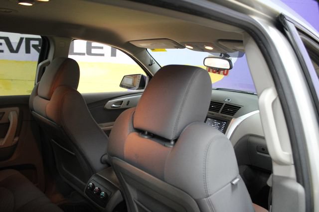 Used 2012 Chevrolet Traverse LS FWD image 10