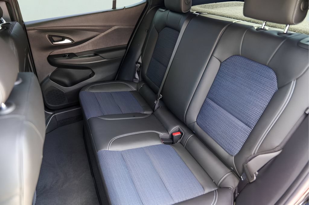 Used 2024 Buick Envista Preferred w/ Convenience I Package FWD image 22