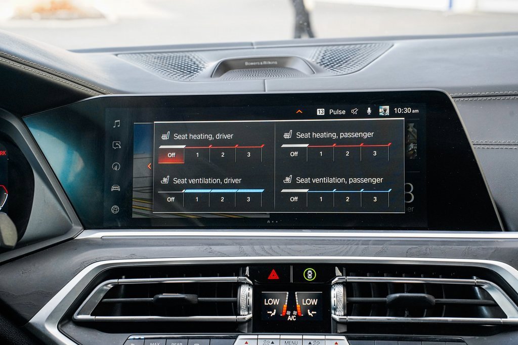 Used 2022 BMW X7 M50i image 14