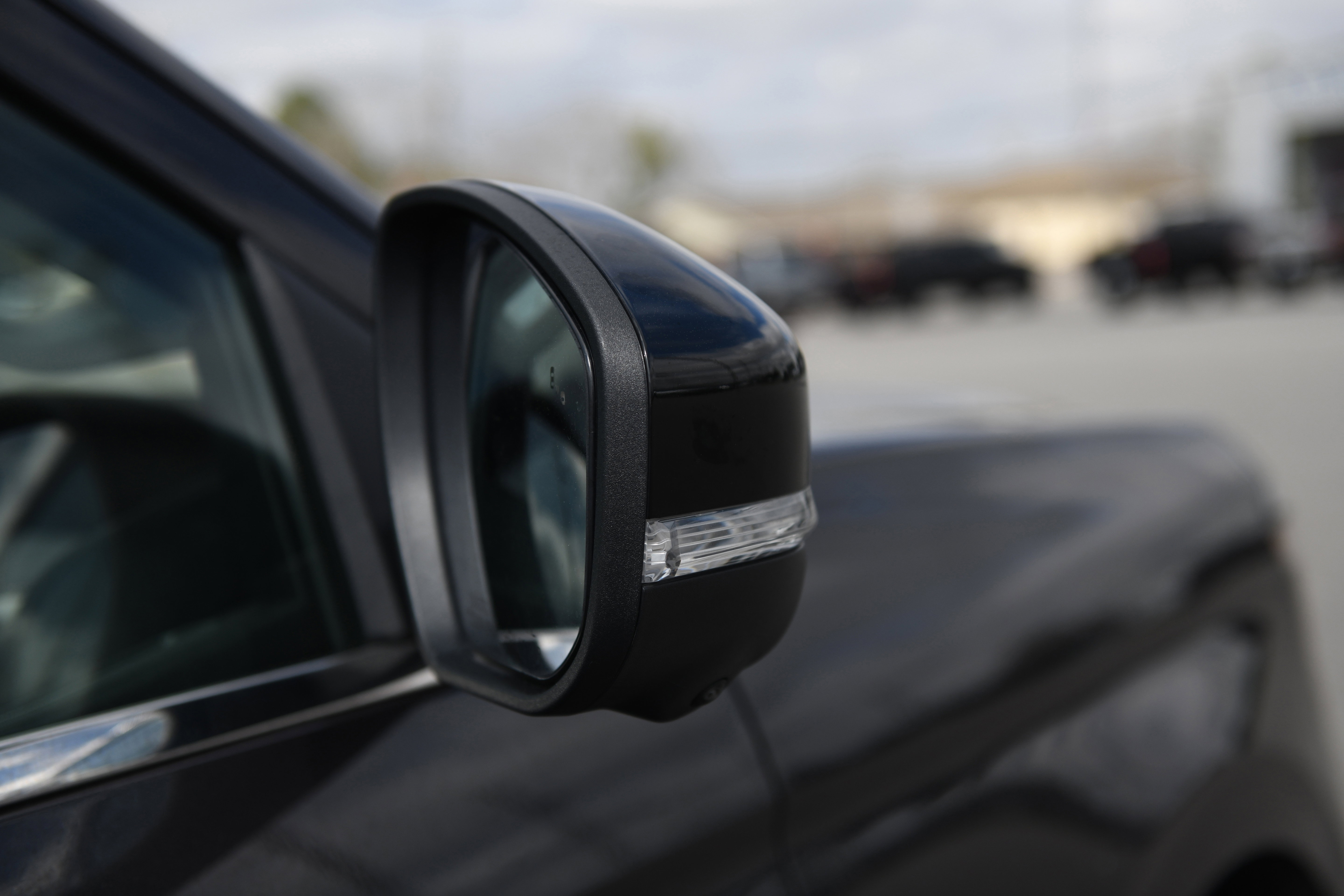 Used 2025 Ford Expedition Active image 6