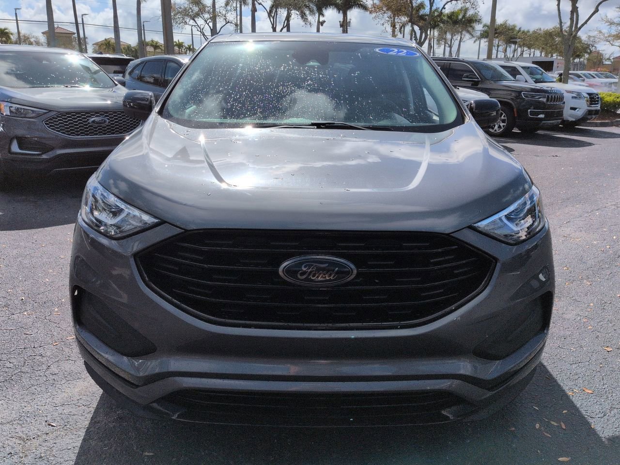 Certified 2022 Ford Edge SE w/ Black Appearance Package image 9