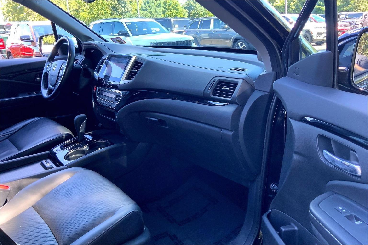 Used 2017 Honda Ridgeline RTL-E image 16