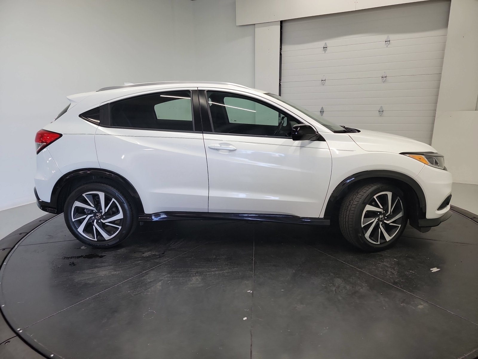 Used 2020 Honda HR-V Sport image 11