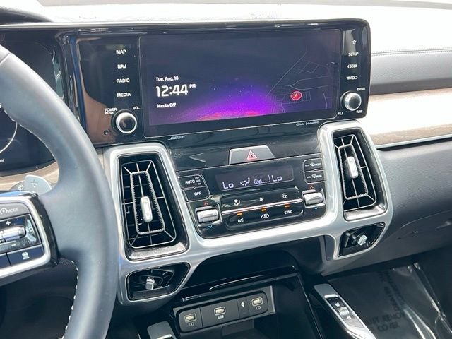 Certified 2023 Kia Sorento SX Prestige AWD/4WD image 25