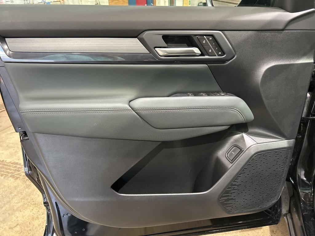 New 2026 GMC Terrain AT4 w/ Convenience Package III AWD/4WD image 21