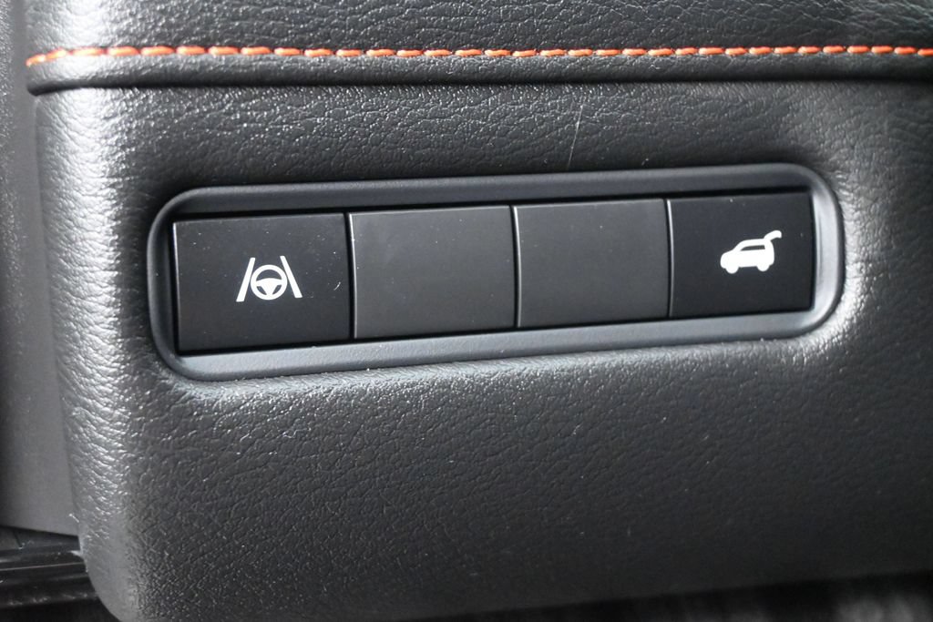Used 2026 Nissan Armada PRO-4X AWD/4WD image 6