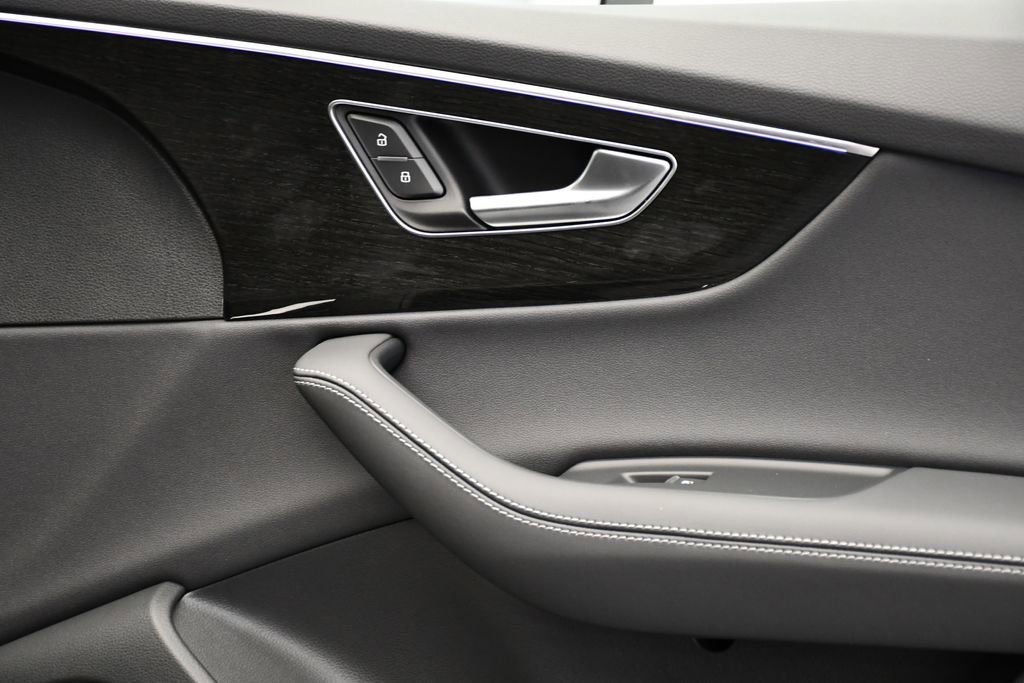 New 2026 Audi Q7 3.0T Premium Plus image 45