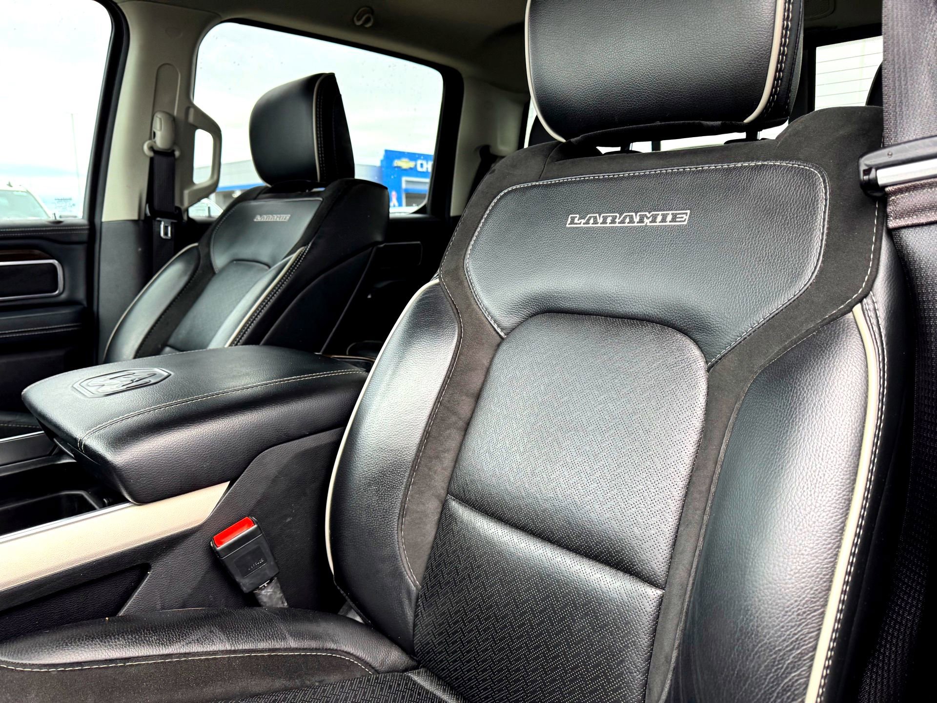 Used 2022 RAM 1500 Laramie image 13