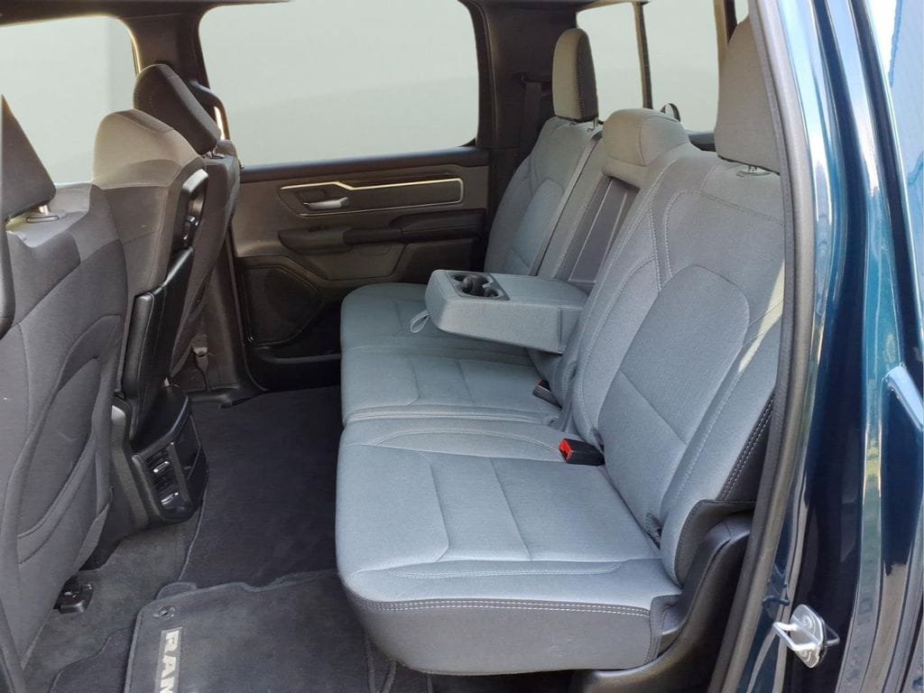 Used 2023 RAM 1500 Big Horn AWD/4WD image 28