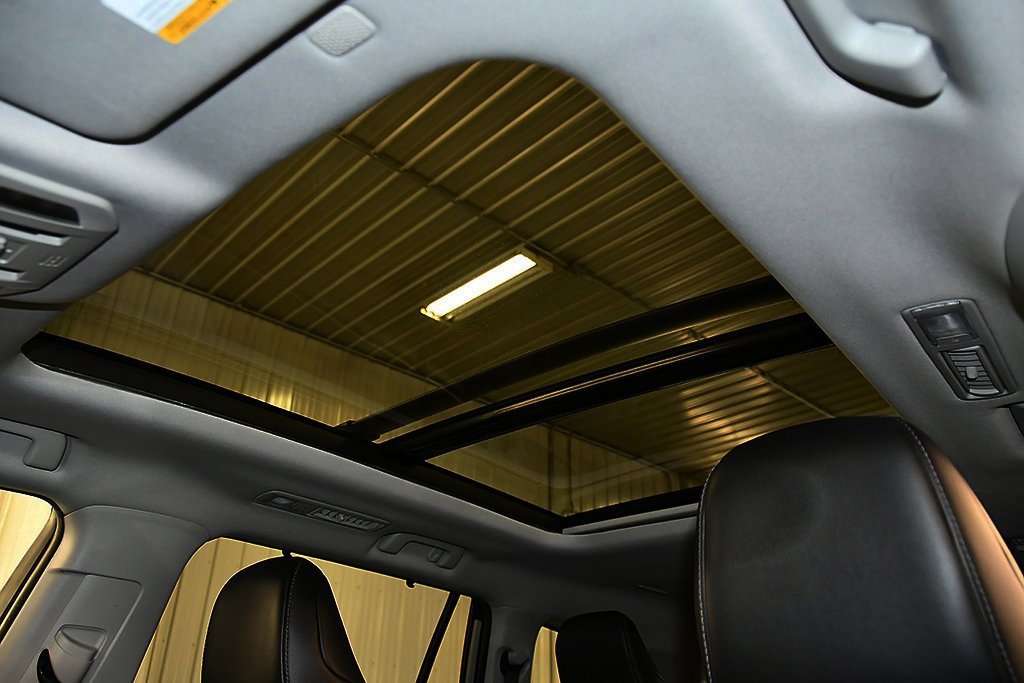 Used 2022 Toyota Highlander Platinum image 28