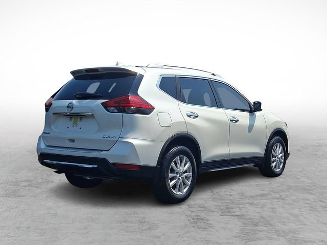 Used 2017 Nissan Rogue SV AWD/4WD image 6