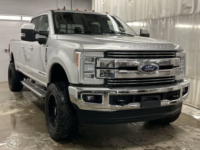 Used 2019 Ford F250 Lariat w/ Lariat Ultimate Package image 28