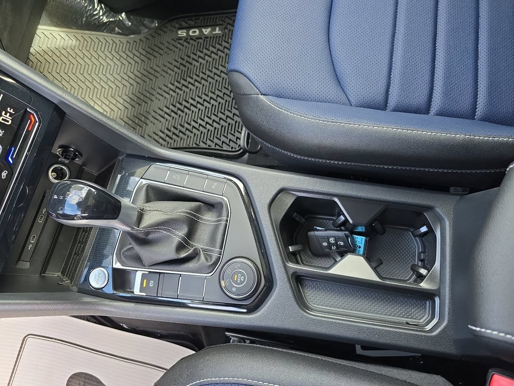 New 2026 Volkswagen Taos SEL AWD/4WD image 21