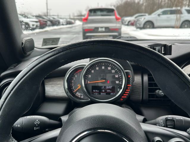 Used 2016 MINI Cooper Convertible image 22