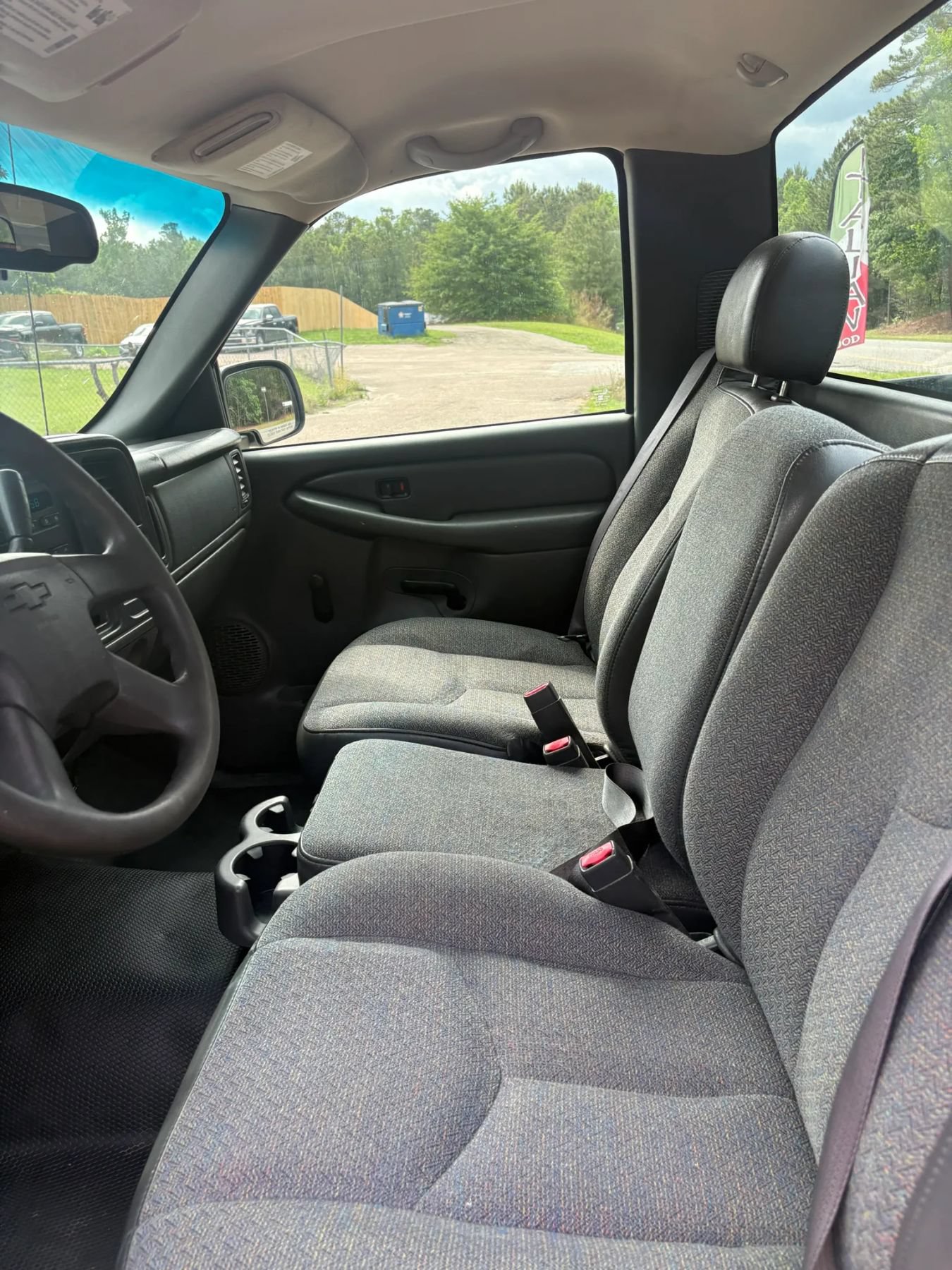 Used 2003 Chevrolet Silverado 1500 W/T RWD image 13