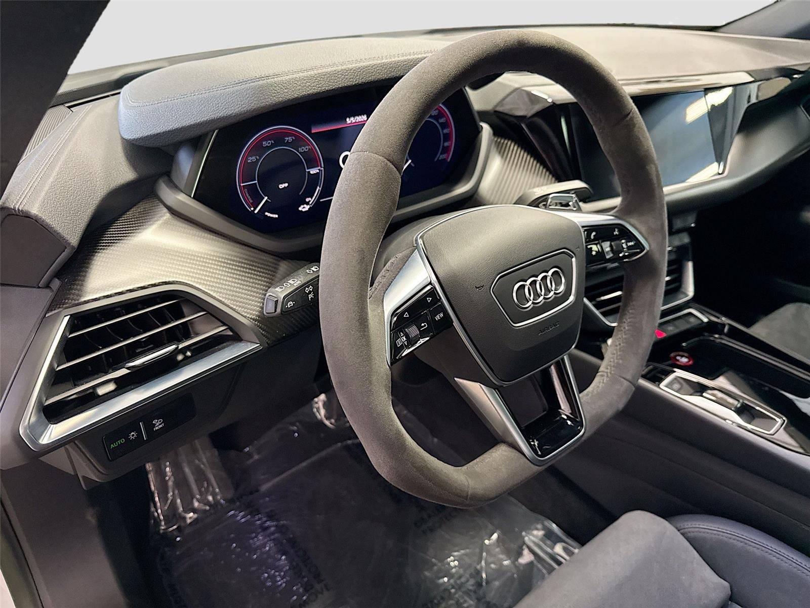 Used 2022 Audi e-tron GT Premium Plus w/ Performance Package AWD/4WD image 9