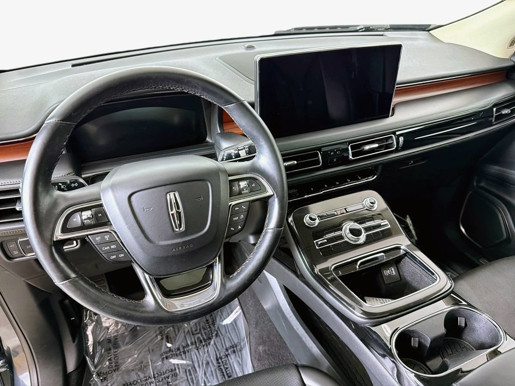Used 2023 Lincoln Nautilus Reserve AWD/4WD image 22