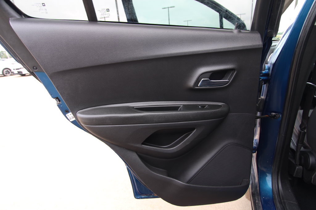 Used 2019 Chevrolet Trax LT AWD/4WD image 31