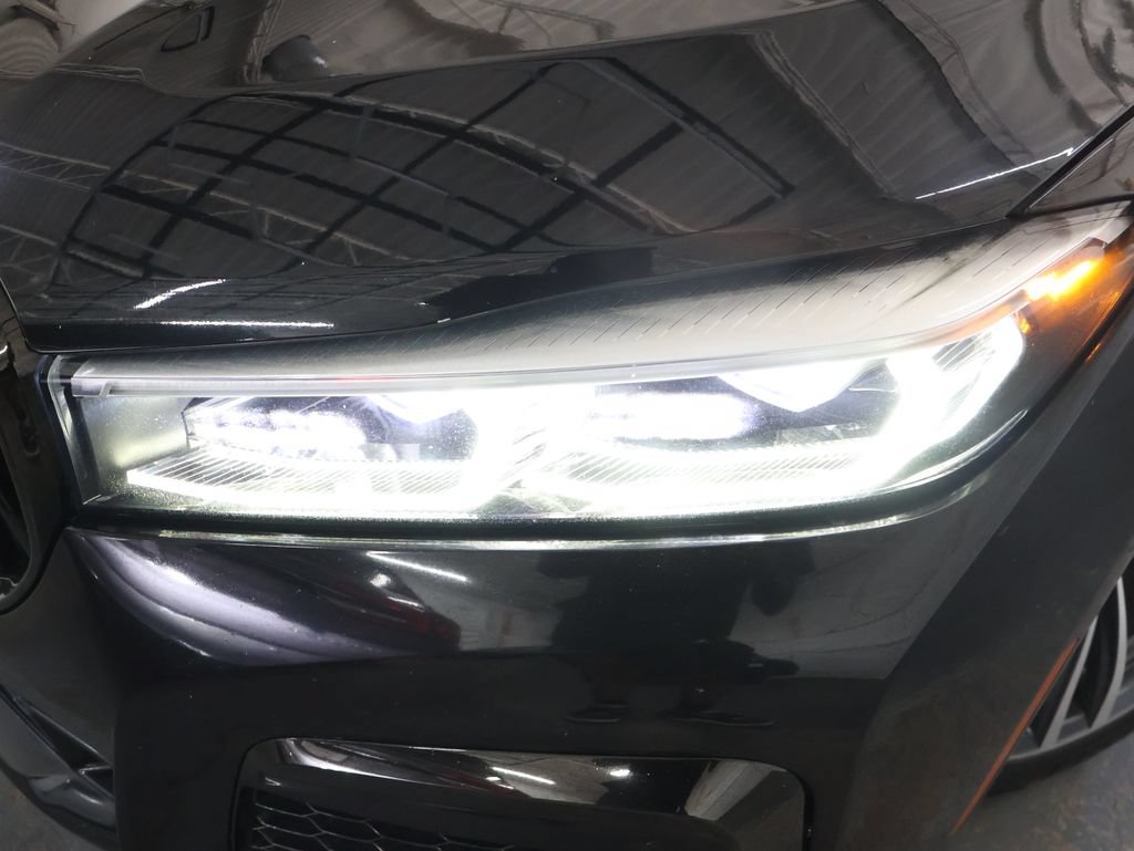 Used 2021 BMW 740i xDrive w/ M Sport Package AWD/4WD image 30