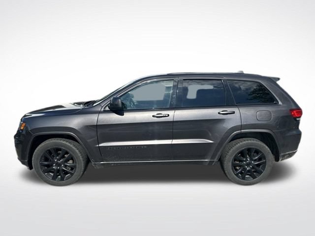 Used 2019 Jeep Grand Cherokee Altitude AWD/4WD image 2