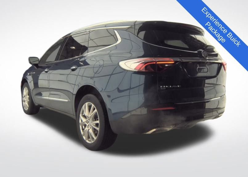 Used 2023 Buick Enclave Essence w/ Experience Buick Package image 3