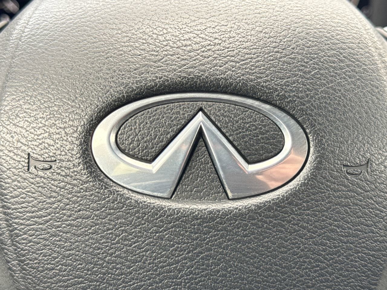 Used 2023 INFINITI QX60 Luxe AWD/4WD image 28