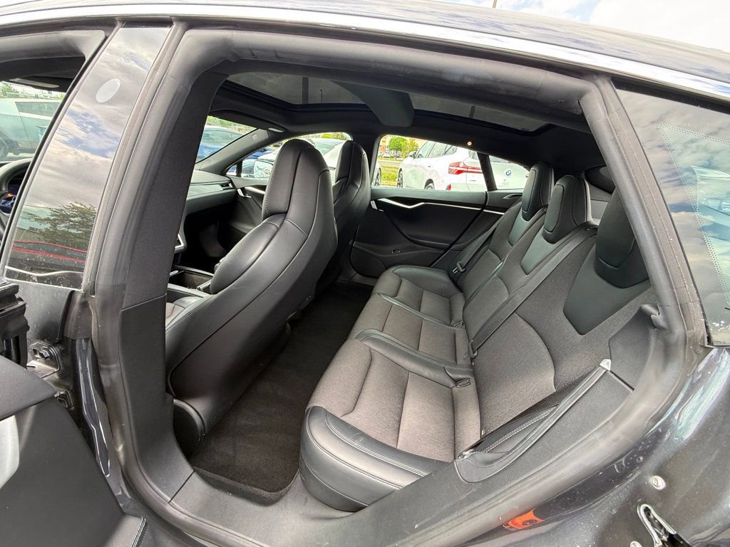 Used 2017 Tesla Model S P100D image 7