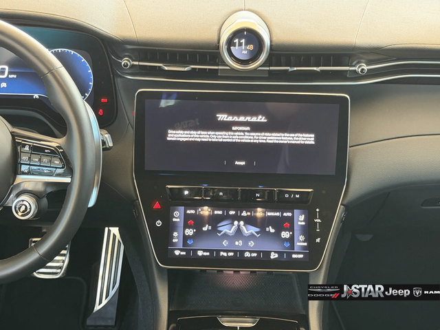Used 2023 Maserati Grecale Modena AWD/4WD image 15