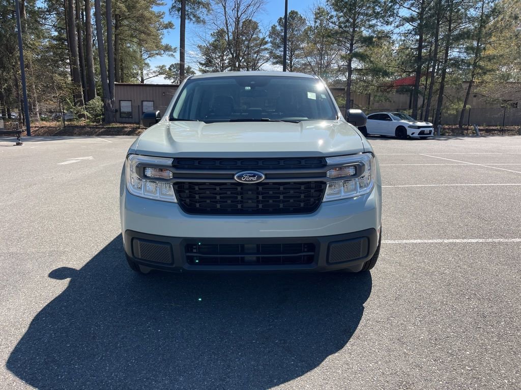 Used 2024 Ford Maverick XLT FWD image 3