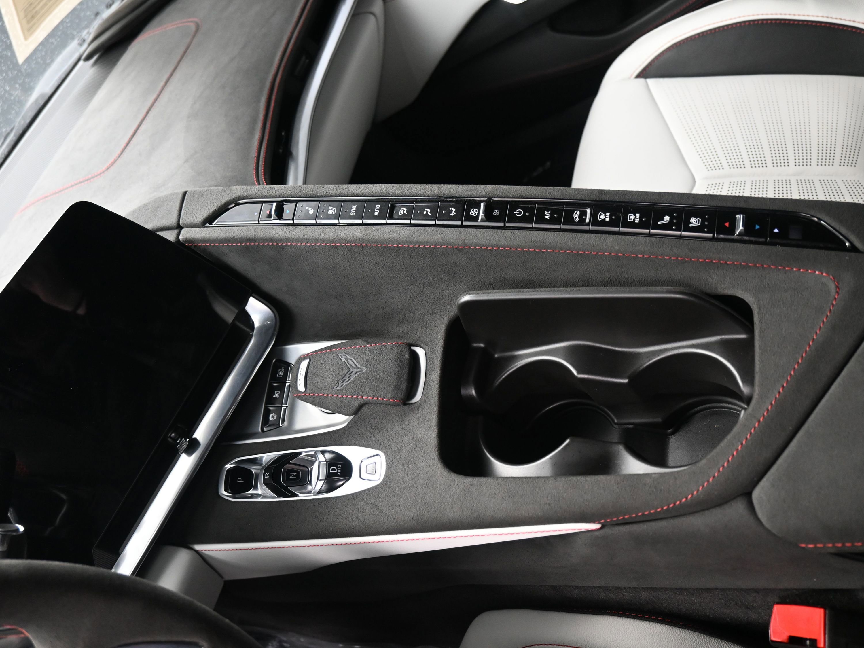 Used 2023 Chevrolet Corvette Stingray Premium Cpe w/ Z51 Performance Package image 16