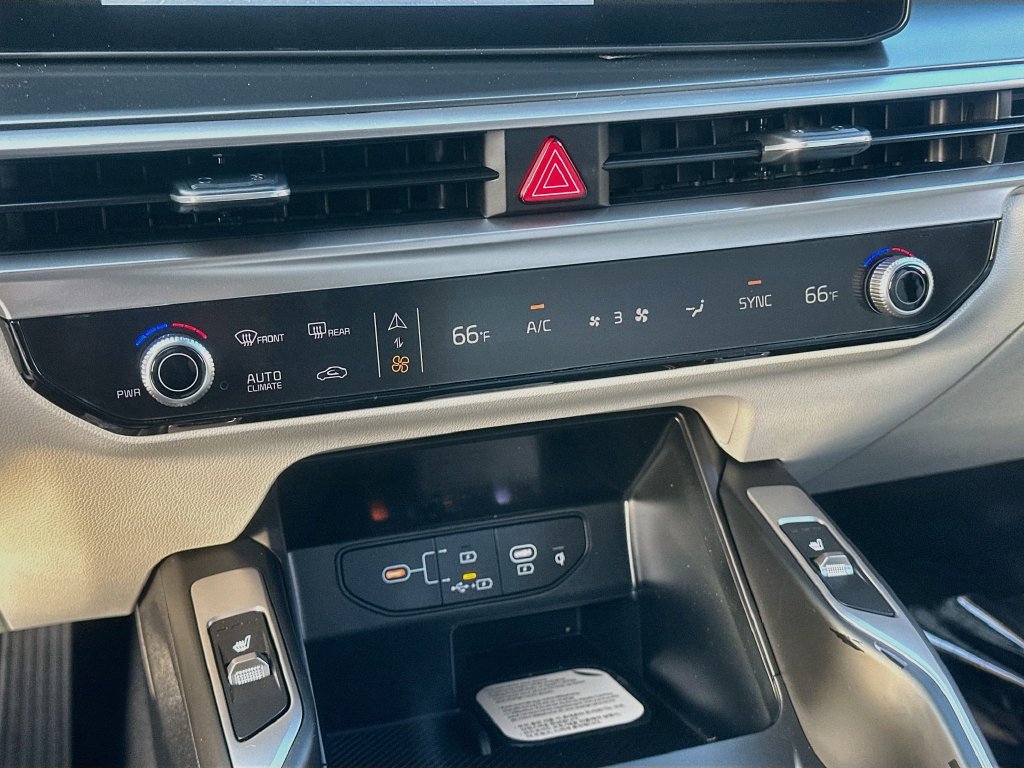 New 2026 Kia Sorento S FWD image 15