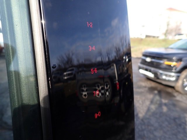 Used 2025 Ford Expedition Max Platinum image 13