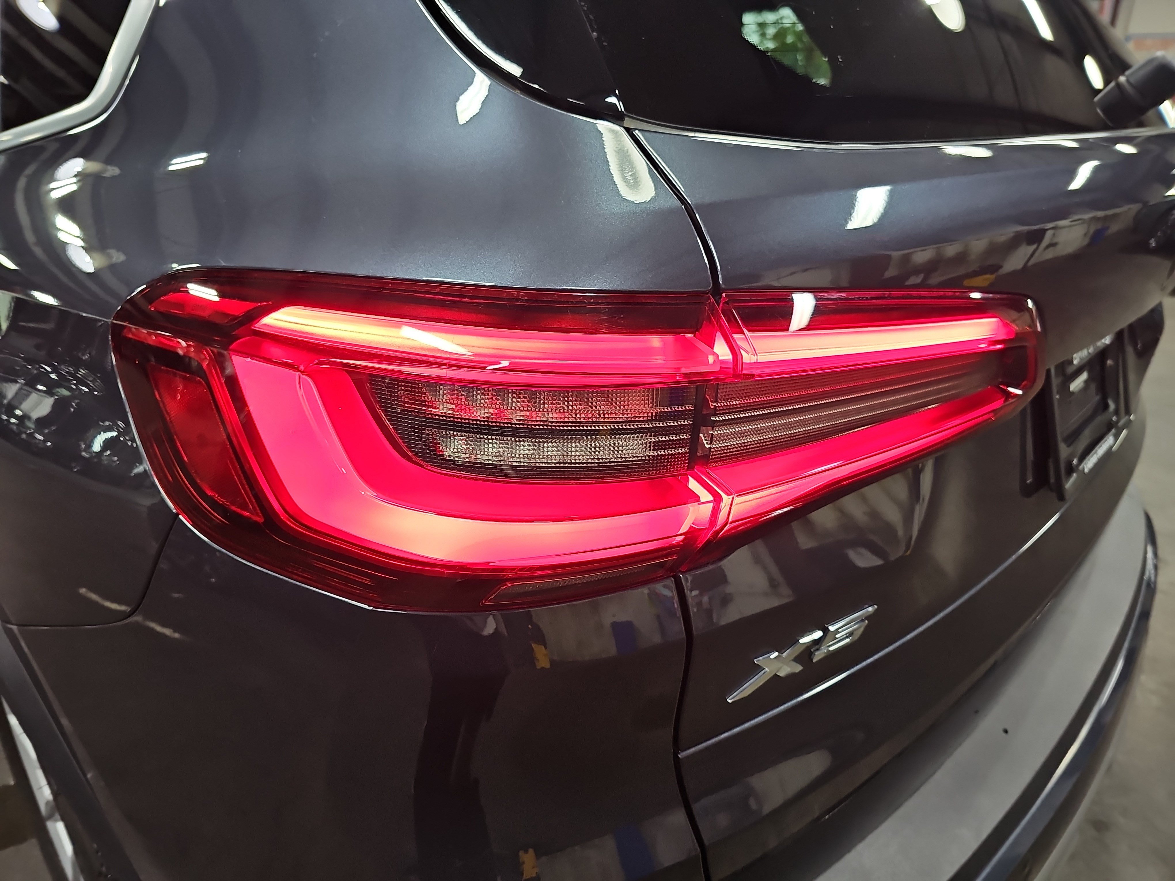 Used 2020 BMW X5 xDrive40i w/ Premium Package AWD/4WD image 35