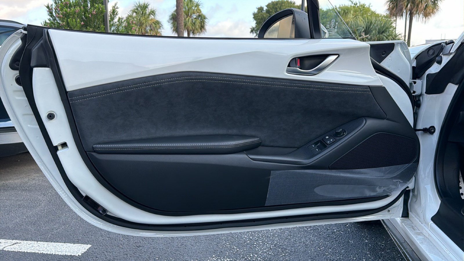 New 2026 MAZDA MX-5 Miata RF Club w/ Interior Package RWD image 13