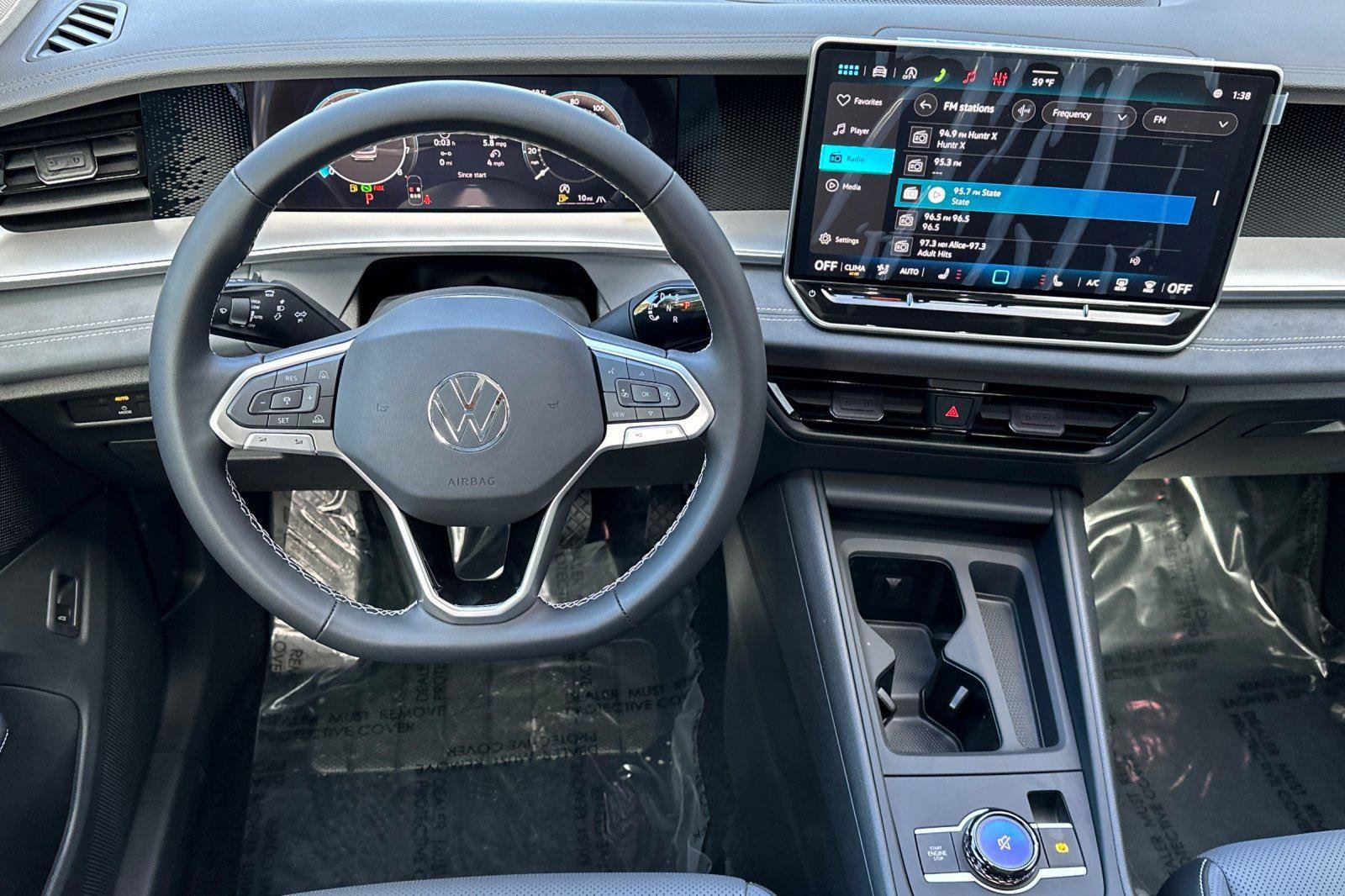 New 2026 Volkswagen Tiguan SE image 13