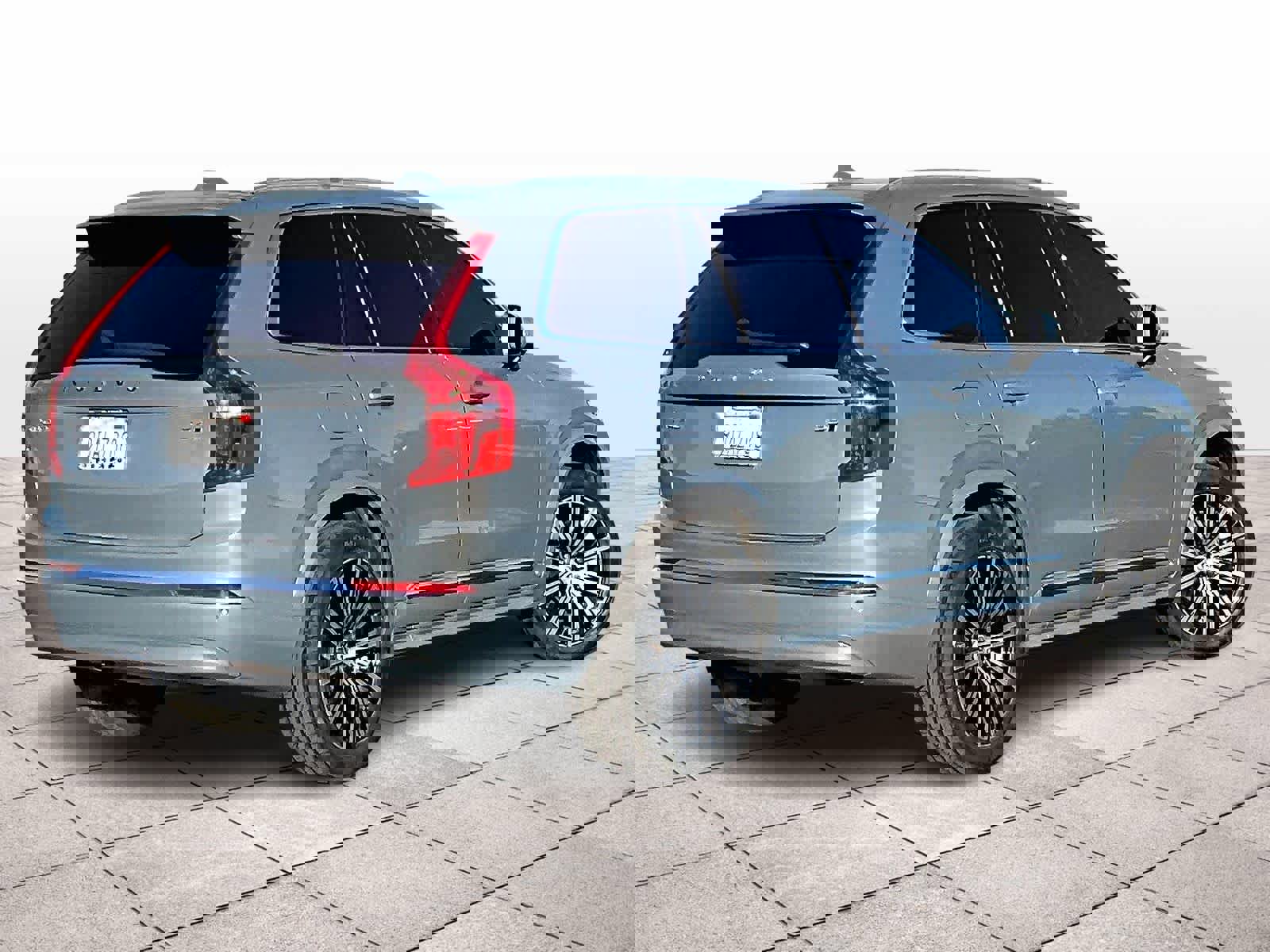 Used 2023 Volvo XC90 B6 Plus w/ Protection Package Premier image 15