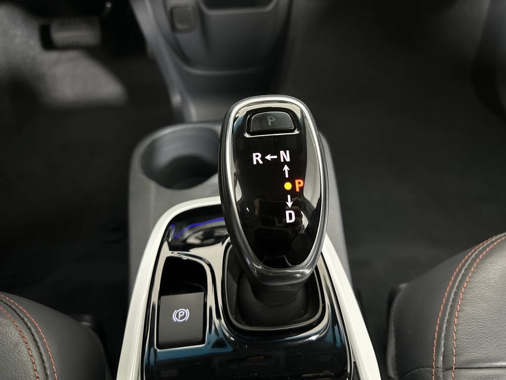 Used 2020 Chevrolet Bolt Premier w/ Infotainment Package FWD image 19