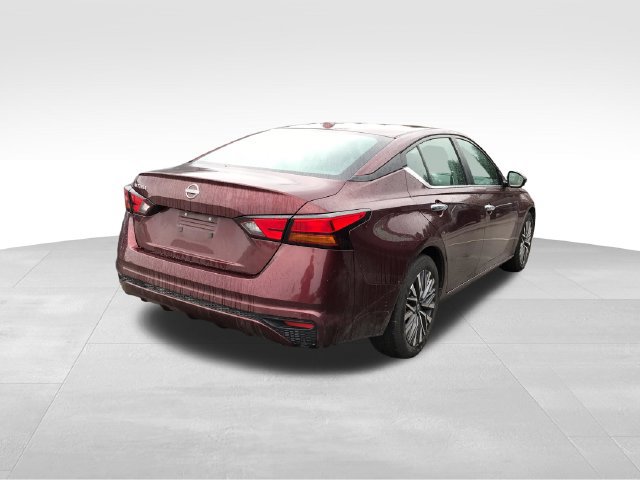 Used 2025 Nissan Altima 2.5 SV FWD image 26