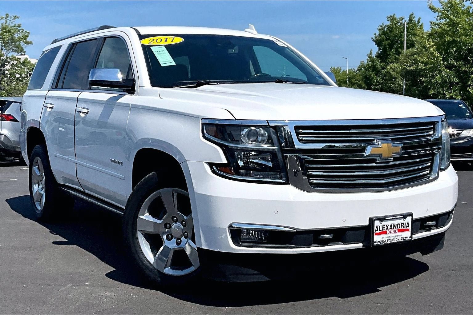 Used 2017 Chevrolet Tahoe Premier AWD/4WD image 2