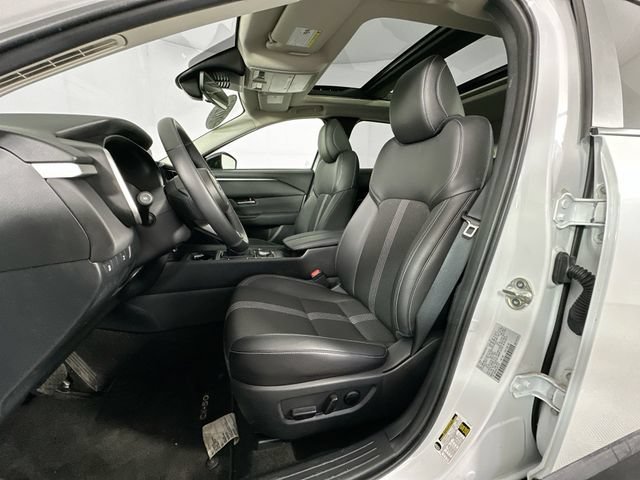Used 2025 MAZDA CX-50 AWD 2.5 S w/ Premium Package image 4