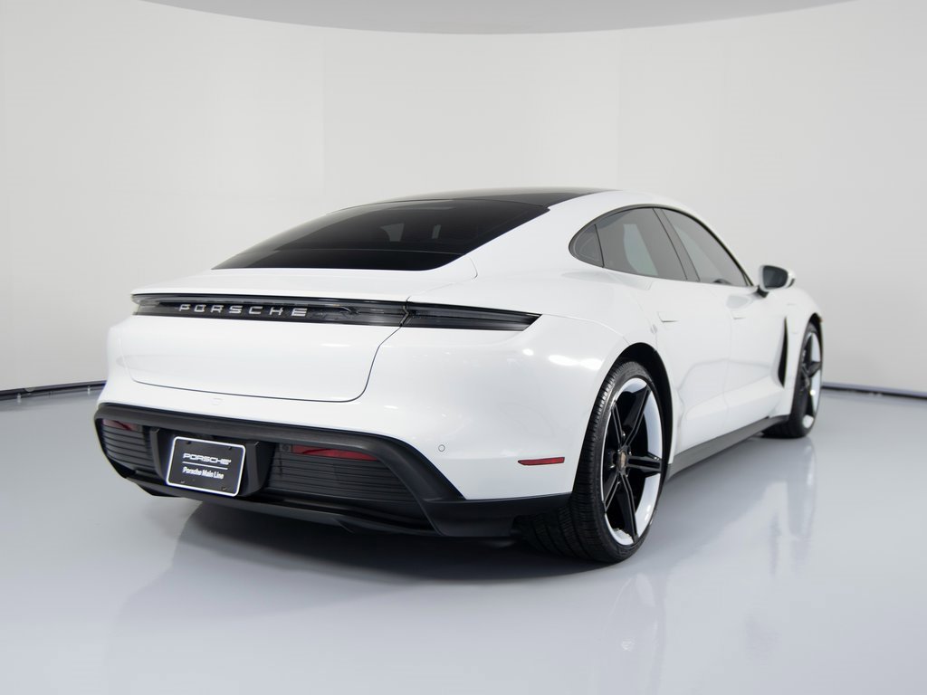 Certified 2022 Porsche Taycan image 12