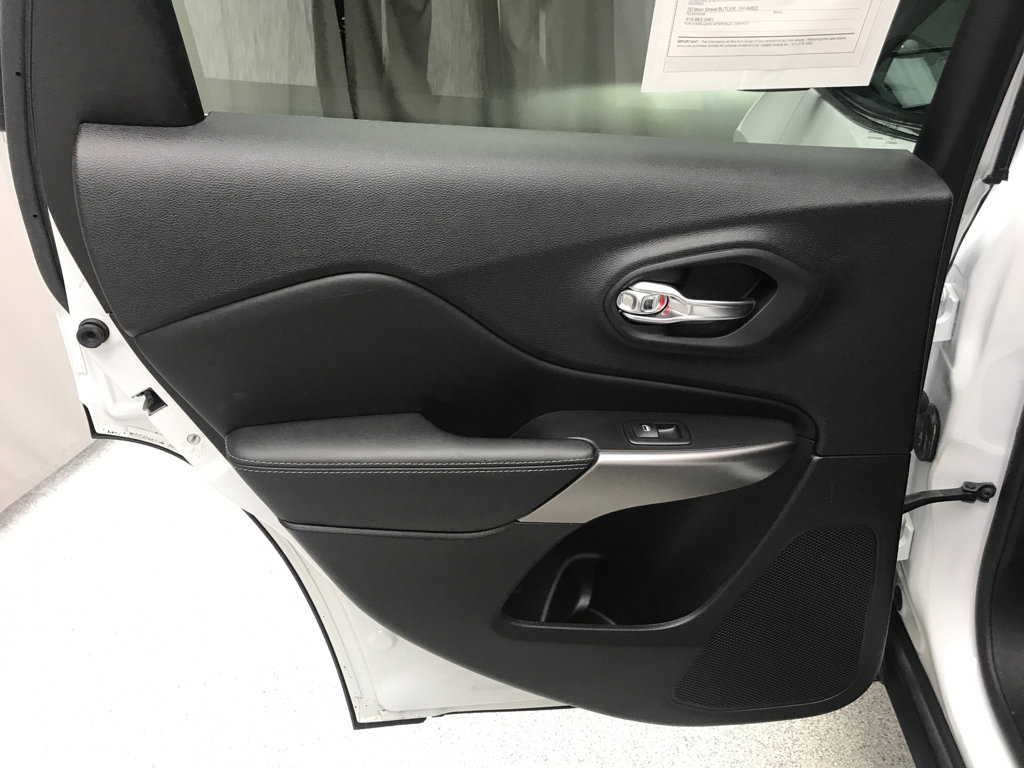 Used 2022 Jeep Cherokee Latitude Lux image 13