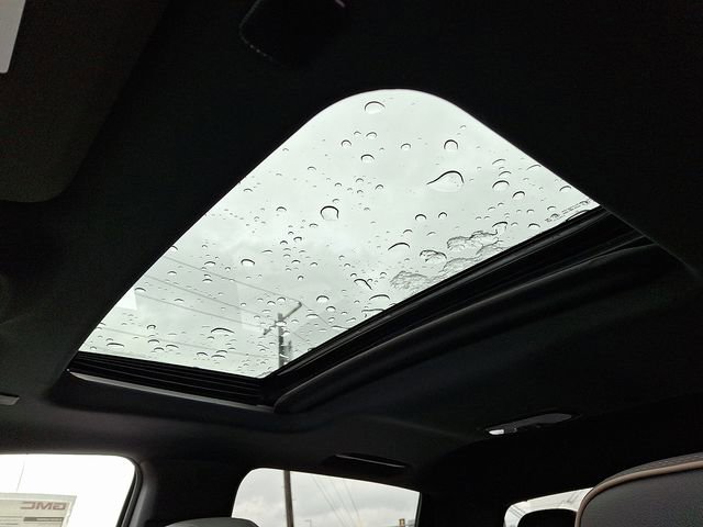 New 2026 GMC Canyon Denali image 15