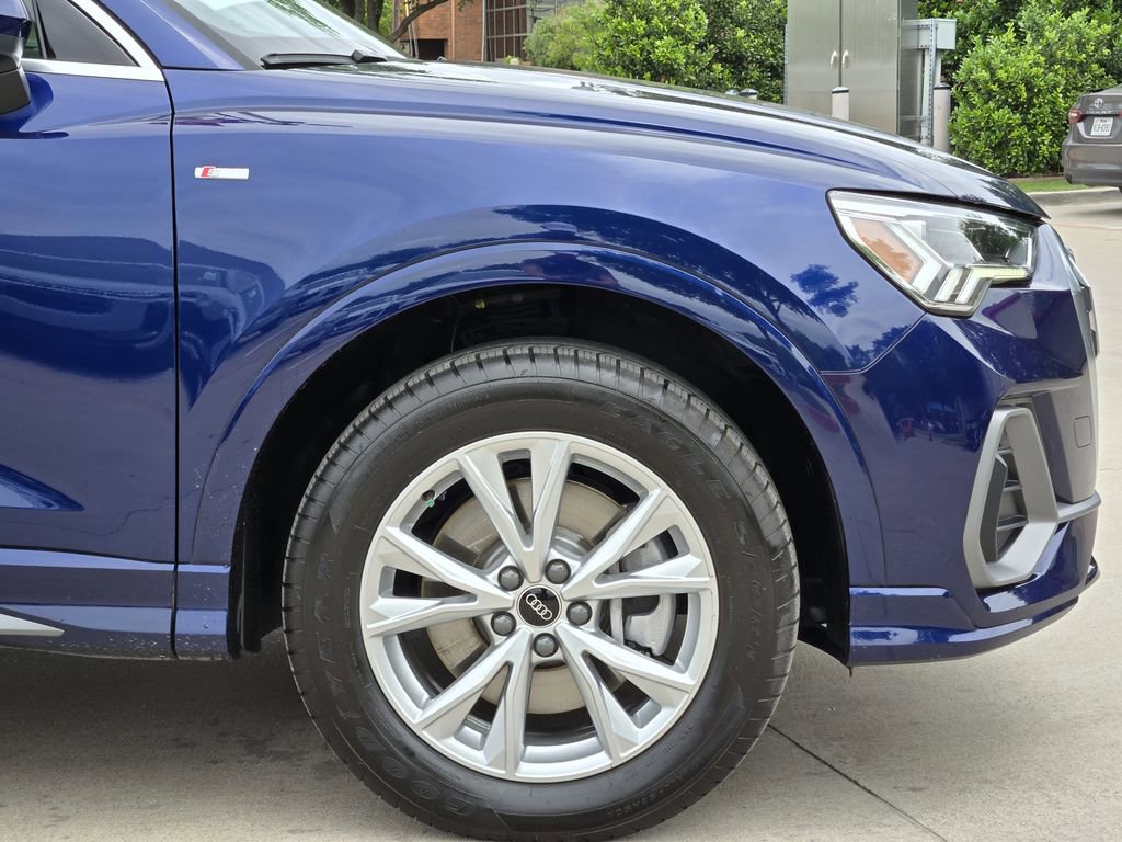 Certified 2024 Audi Q3 2.0T Premium Plus w/ Premium Plus Package AWD/4WD image 13