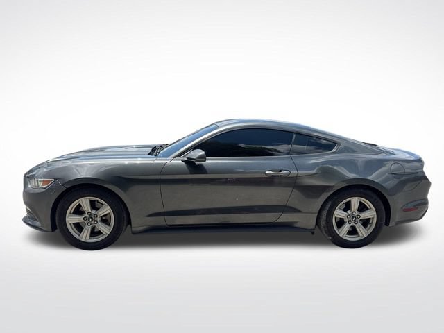 Used 2016 Ford Mustang Coupe RWD image 4