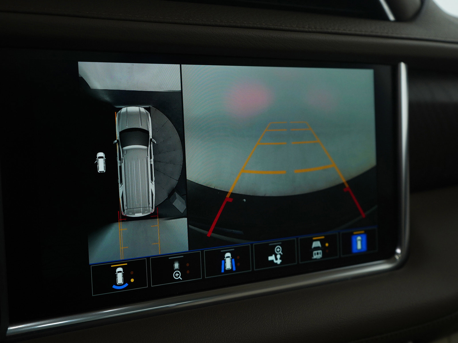 Used 2022 GMC Yukon Denali image 22