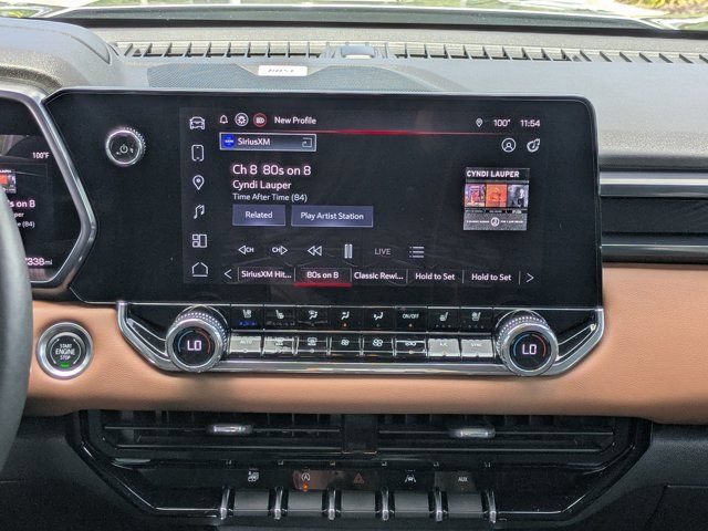 Used 2025 GMC Canyon AT4 w/ Nightfall Edition AWD/4WD image 18